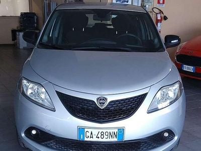 Usata Lancia Ypsilon Gold 69 CV (50 kW) 2020 Other Utilitaria