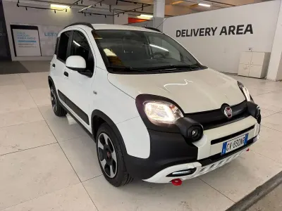 Usata Fiat Panda Cross Cross 69 CV (50 kW) 2024 Bianco gelato Utilitaria