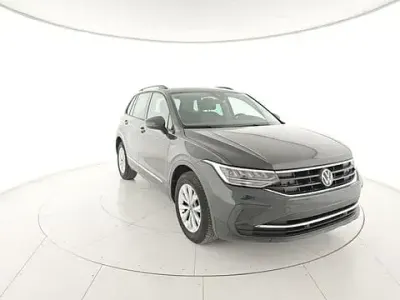 Usata VW Tiguan Life 150 CV (110 kW) 2023 Grigio SUV
