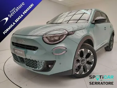 Usata Fiat 600 La Prima 100 CV (73 kW) 2025 Blu SUV