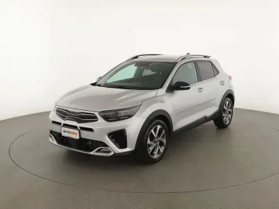 Usata Kia Stonic GT-Line 120 CV (88 kW) 2023 Grigio SUV
