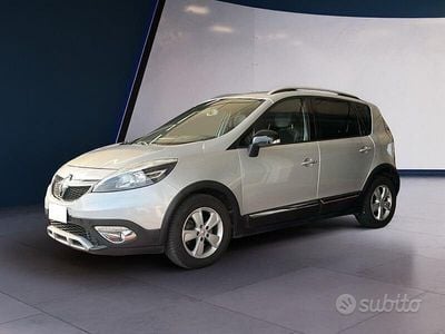 Usata Renault Scénic III 110 CV (80 kW) 2014 Grigio Monovolume