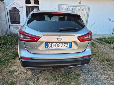 Usata Nissan Qashqai N-Connecta 116 CV (85 kW) 2018 Grigio SUV