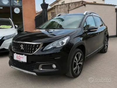 Usata Peugeot 2008 S 99 CV (72 kW) 2019 Nero SUV