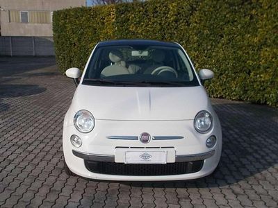 Usata Fiat 500 Lounge 69 CV (50 kW) 2014 Bianco Utilitaria