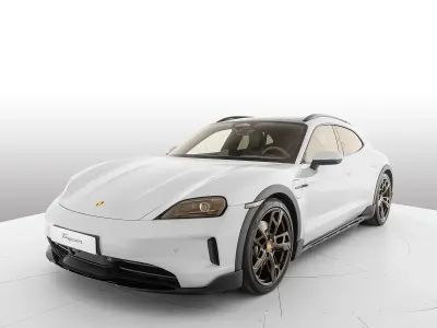 Nuova Porsche Taycan Cross Turismo 300 kW (408 CV) 2026 Grigio ghiaccio metallizzato