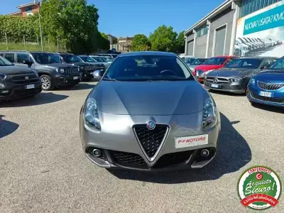 Occasion Alfa Romeo Giulietta Super 120 ch (88 kW) 2018 Gris Citadine