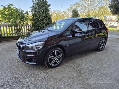 Usata BMW 218 Active Tourer Sport Line 150 CV (110 kW) 2016 Marrone Monovolume