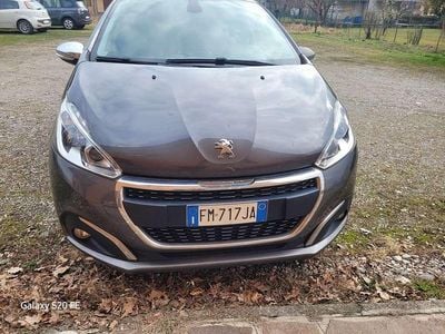 Usata Peugeot 208 Allure 82 CV (60 kW) 2016 Utilitaria