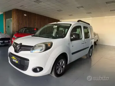 Usata Renault Kangoo 90 CV (66 kW) 2015 Bianco Monovolume