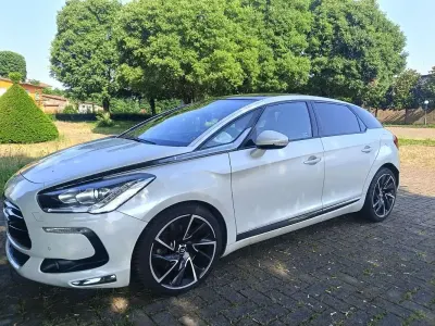 Usata DS Automobiles DS5 So Chic 181 CV (133 kW) 2015 Utilitaria