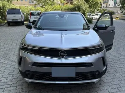 Usata Opel Mokka Elegance 110 CV (80 kW) 2022 Grigio SUV