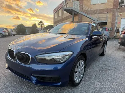 Usado BMW 116 Sport Line 116 HP (85 kW) 2018 Azul Citadino