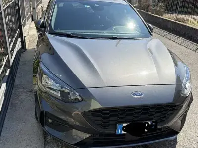 Begagnad Ford Focus ST-Line 120 HK (88 kW) 2021 Sedan