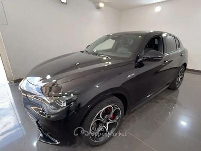 Usata Alfa Romeo Stelvio Veloce 209 CV (153 kW) 2025 Nero SUV