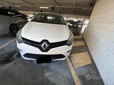 Usata Renault Clio IV Life 75 CV (55 kW) 2016 Bianco Berlina