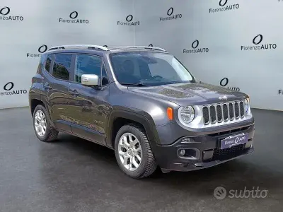 Usata Jeep Renegade Limited 140 CV (102 kW) 2016 Grigio SUV