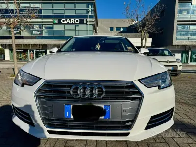Usata Audi A4 S-Line 150 CV (110 kW) 2018 Bianco Station wagon