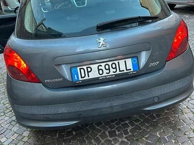 Usata Peugeot 207 70 CV (51 kW) 2007 Grigio Berlina