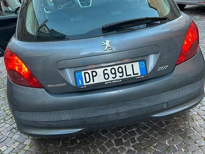 Grigio Usata 2007 Peugeot 207 Berlina | 2700 € (Buon prezzo)