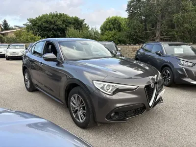 Usata Alfa Romeo Stelvio Business 190 CV (139 kW) 2022 Grigio SUV