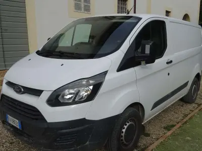 Occasion Ford Transit Custom 125 ch (91 kW) 2014 Blanc Van