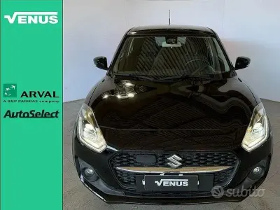 Usata Suzuki Swift Cool 83 CV (61 kW) 2022 Nero Utilitaria