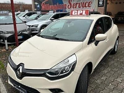 Usata Renault Clio IV 90 CV (66 kW) 2017 Nero Berlina