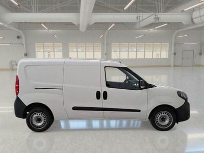 Usata Fiat Doblò Business 105 CV (77 kW) 2020 Bianco Monovolume