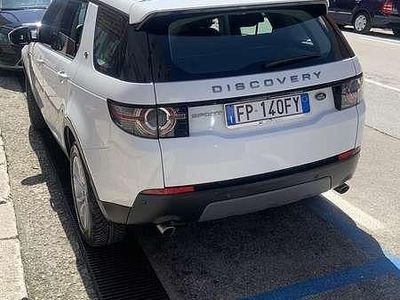 Second-hand Land Rover Discovery Sport 150 CP (110 kW) 2018 Alb SUV