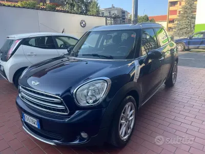 Usata Mini Park Lane Countryman 111 CV (81 kW) 2016 Bluazzurro SUV