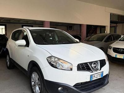 Usata Nissan Qashqai Acenta 130 CV (95 kW) 2012 Bianco SUV