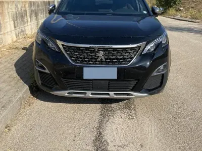 Usata Peugeot 3008 GT-line 181 CV (133 kW) 2017 Bluazzurro SUV