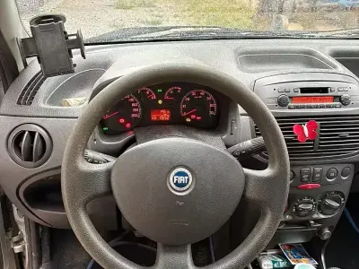 Usata Fiat Punto 60 CV (44 kW) 2004 Utilitaria