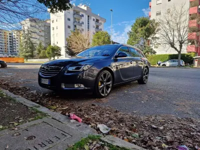 Usata Opel Insignia Cosmo 179 CV (131 kW) 2011 Blu/azzurro Station wagon