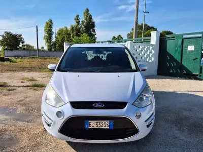 Usata Ford S-MAX Titanium 115 CV (84 kW) 2012 Bianco Monovolume