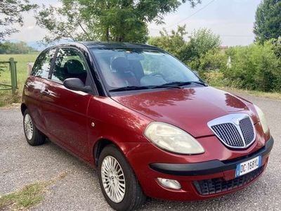 Lancia Ypsilon