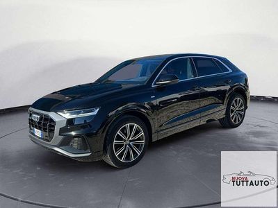 Usata Audi Q8 Sport 231 CV (169 kW) 2022 Grigio SUV