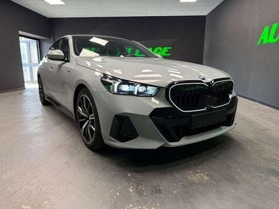 Usata BMW 520 M Sport 197 CV (144 kW) 2024 Grigio Berlina