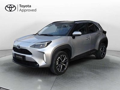 Usata Toyota Yaris Cross Lounge 116 CV (85 kW) 2023 Argento SUV