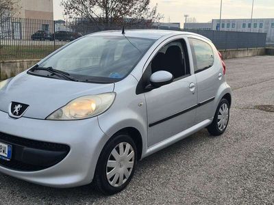 usata Peugeot 107 3p 1.0 12v Plaisir