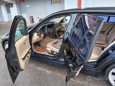 Usata BMW 320 177 CV (130 kW) 2007 Nero Station wagon