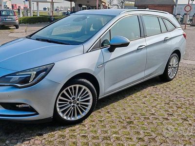 Usata Opel Astra Business 110 CV (80 kW) 2018 Grigio Station wagon