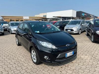 Begagnad Ford Fiesta Business Edition 70 HK (51 kW) 2012 Svart Halvkombi