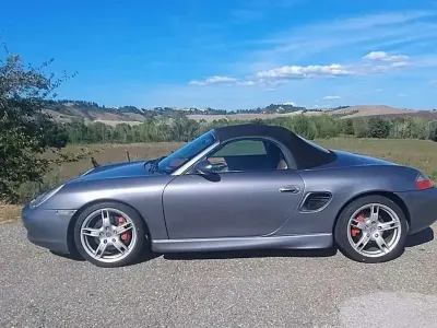 Usata Porsche Boxster 252 CV (185 kW) 2002 Grigio Cabrio