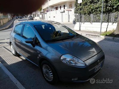 Usata Fiat Punto 80 CV (58 kW) 2007 Grigio Berlina