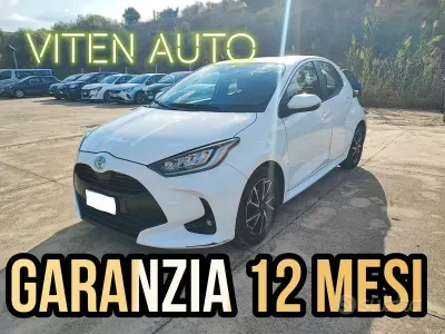 Usata Toyota Yaris Trend 72 CV (52 kW) 2023 Bianco Utilitaria