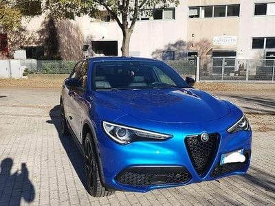 Usata Alfa Romeo Stelvio Business 209 CV (153 kW) 2019 Blu/azzurro SUV
