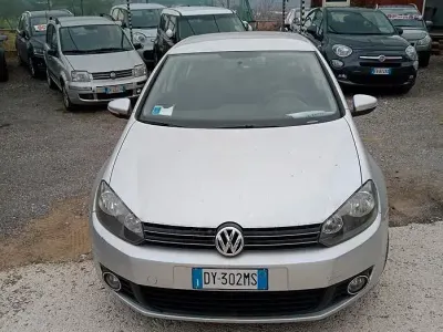 Usata VW Golf VI 105 CV (77 kW) 2010 Grigio Utilitaria