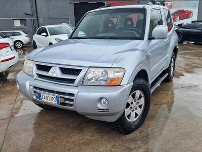 Usata Mitsubishi Pajero 160 CV (117 kW) 2003 Grigio SUV